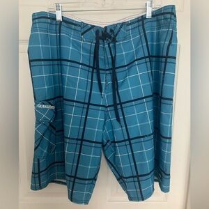 Mens Quick Silver Board Shorts - Size 38